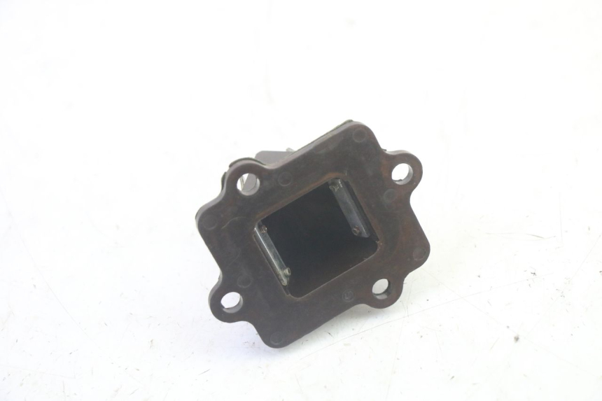 photo de INTAKE VALVE RIDE RACE 2T 50 (2012 - 2017) - Alternative perspective