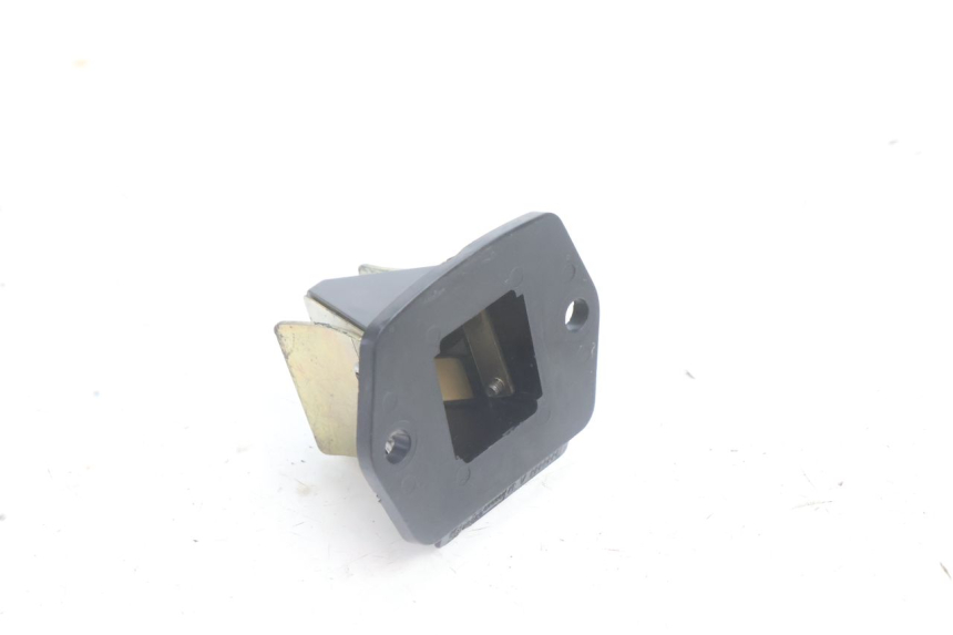photo de INTAKE VALVE GILERA RUNNER SP 50 (2002 - 2004) - Component detail