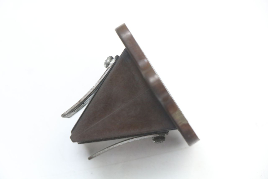 photo de INTAKE VALVE PEUGEOT STREETZONE 2T 50 (2014 - 2019) - Alternative perspective