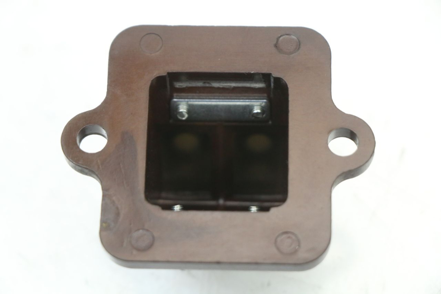 photo de INTAKE VALVE PEUGEOT STREETZONE I 2T 50 (2018 - 2020) - Zoom on usage condition