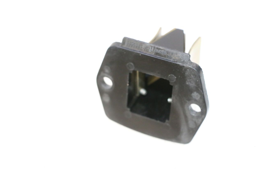 photo de INTAKE VALVE PIAGGIO TYPHOON 50 (2000 - 2009) - Component detail