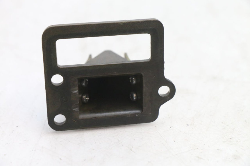 photo de INTAKE VALVE PIAGGIO VESPA PK FL 2T 50 (1990 - 1996) - Component detail