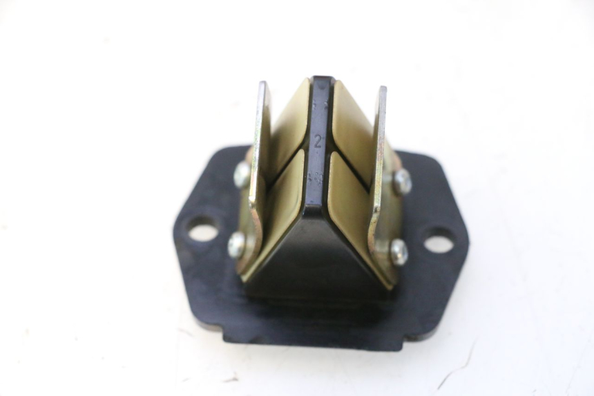 photo de REED VALVE ASSEMBLY PIAGGIO VESPA S 2T 50 (2007 - 2014) - Component detail