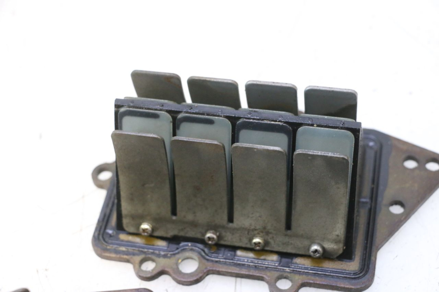 photo de INTAKE VALVE YAMAHA WAVE RUNNER GP R 1200 (2000 - 2003) - Supplementary product photo
