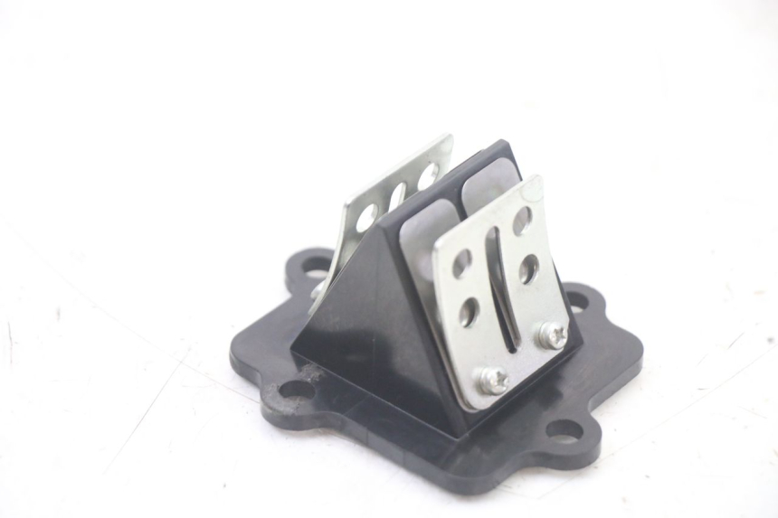 photo de INTAKE VALVE YAMAHA AEROX 50 (1997 - 2006) - Zoom on usage condition