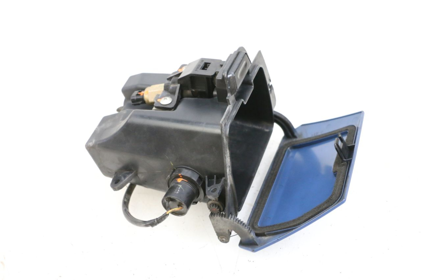 photo de GLOVE BOX YAMAHA FJR ABS 1300 (2006 - 2012) - Distinctive features