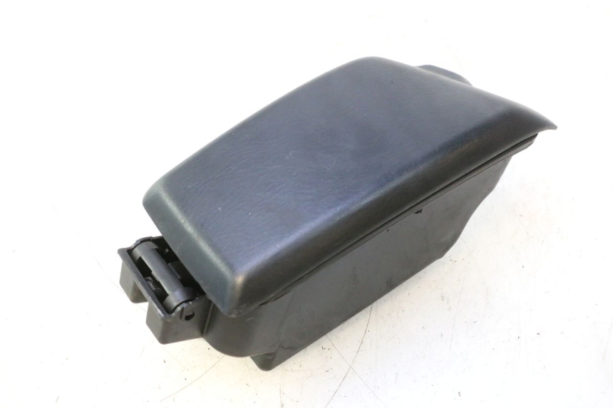 photo de GLOVE BOX HONDA FJS SILVER WING SILVERWING 400 (2005 - 2008) - Component detail
