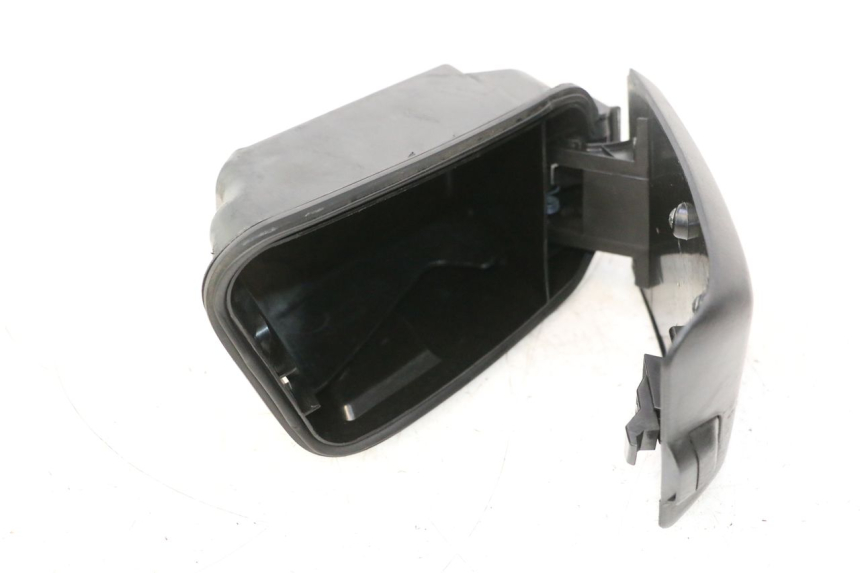 photo de GLOVE BOX HONDA FJS SILVER WING SILVERWING 400 (2005 - 2008) - Zoom on usage condition