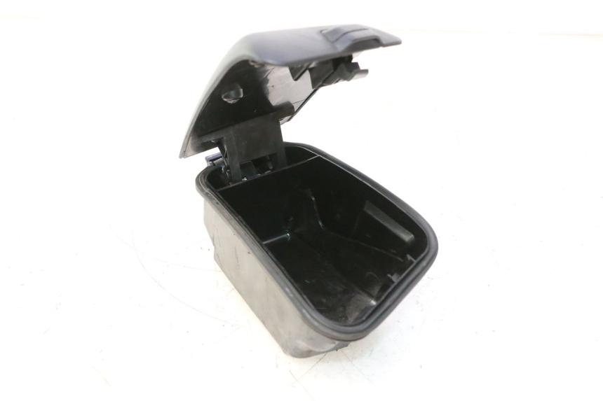 photo de GLOVE BOX HONDA FJS SILVER WING SILVERWING 400 (2005 - 2008) - Alternative perspective