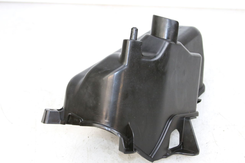 photo de GLOVE BOX HONDA FORZA 125 (2015 - 2016) - Technical close-up