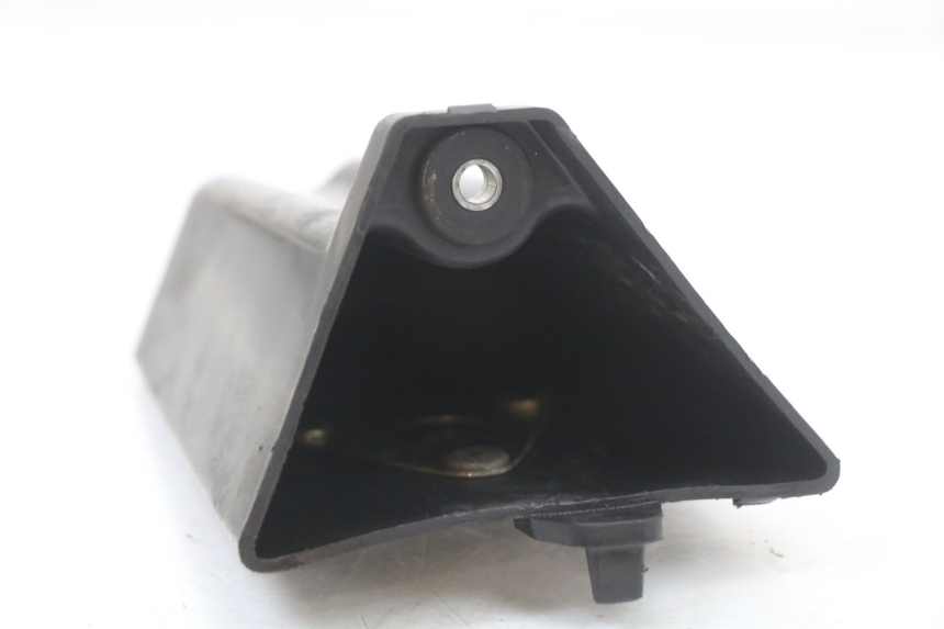 photo de GLOVE BOX SUZUKI GN 125 (1997 - 2000) - Component detail