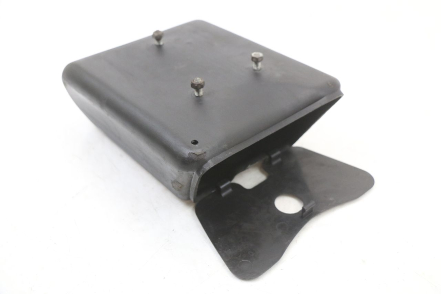 photo de GLOVE BOX SUZUKI GSX E 250 (1982 - 1983) - Main view