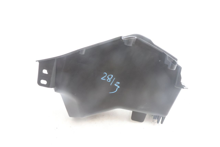 photo de GLOVE BOX YAMAHA N-MAX NMAX 125 (2021 - 2024) - Alternative perspective