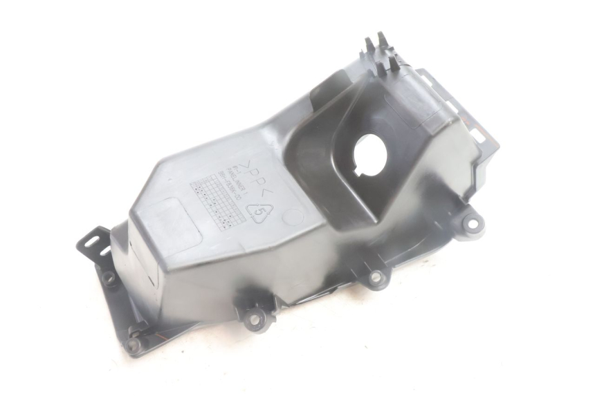 photo de GLOVE BOX YAMAHA N-MAX NMAX 125 (2021 - 2024) - Technical close-up
