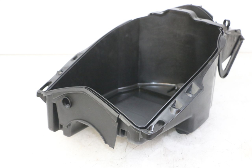 photo de GLOVE BOX PEUGEOT VIVACITY 125 (2010 - 2017) - Component detail