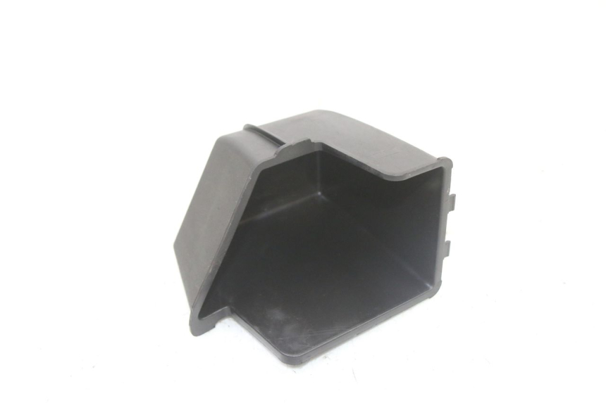 photo de GLOVE BOX PEUGEOT SATELIS 125 (2013 - 2018) - Component detail