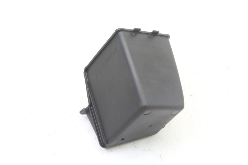 photo de GLOVE BOX PEUGEOT SATELIS 125 (2013 - 2018) - Alternative perspective