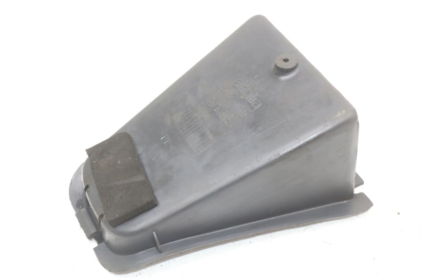 photo de GLOVE BOX APRILIA SR CARB LC 2T 50 (2004 - 2012) - Technical close-up