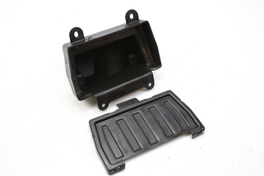 photo de GLOVE BOX KEEWAY TX 50 (2008 - 2015) - Alternative perspective