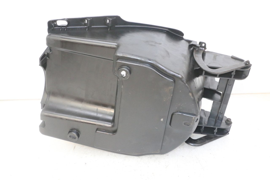 photo de GLOVE BOX PEUGEOT VIVACITY NEW 4T 50 (2008 - 2017) - Zoom on usage condition