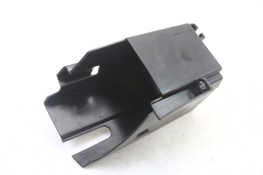 photo de GLOVE BOX YAMAHA XMAX X-MAX 125 (2006 - 2009) - Main view