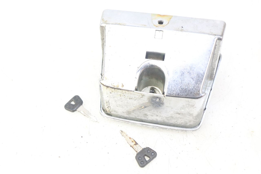 photo de GLOVE BOX YAMAHA XV VIRAGO 750 (1984 - 1998) - Component detail