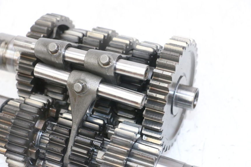 photo de GEARBOX HONDA CB R 1000 (2018 - 2023) - Alternative angle