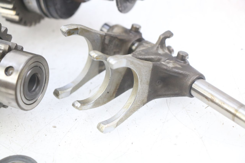 photo de GEARBOX HONDA CBF 500 (2004 - 2007) - High-resolution close-up