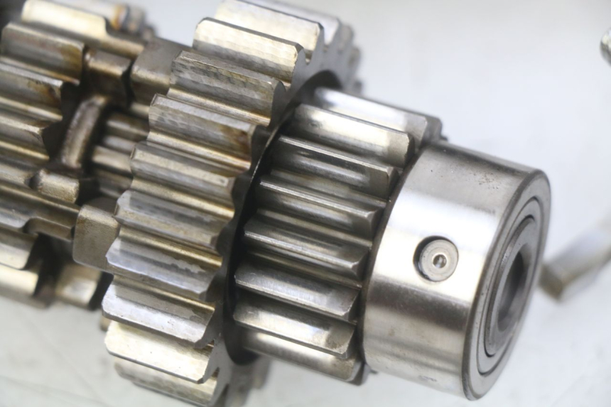 photo de GEARBOX HONDA CBF 500 (2004 - 2007) - Alternative angle