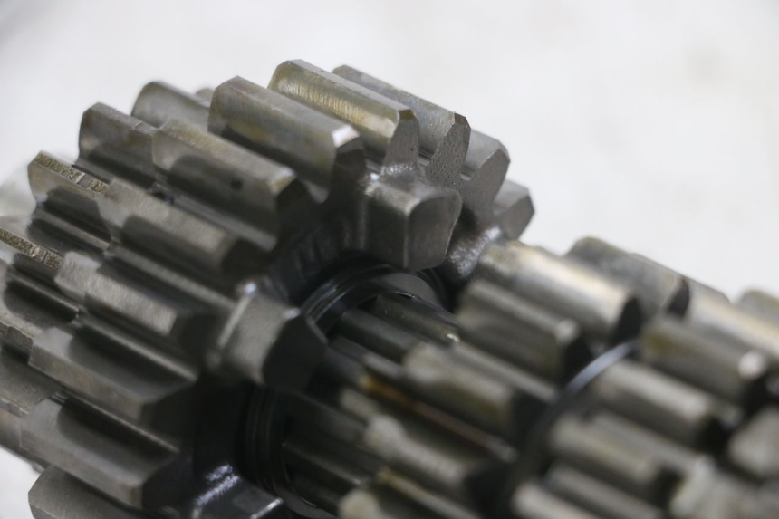 photo de GEARBOX HONDA CBRF CBR-F PC41 600 (2011 - 2013) - Surface and material condition