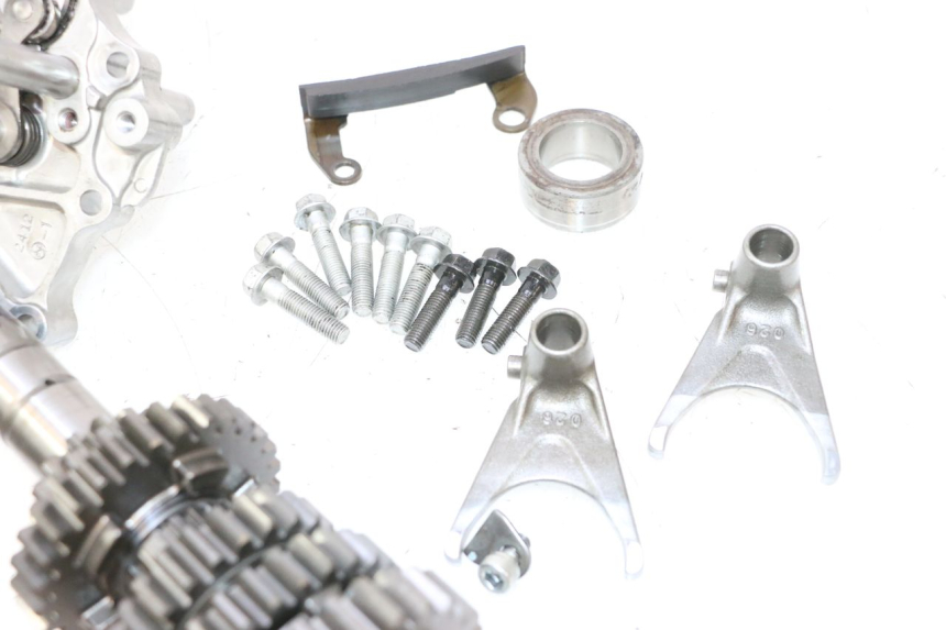 photo de GEARBOX KAWASAKI ER-6 ER6 N 650 (2005 - 2009) - Additional view of the item