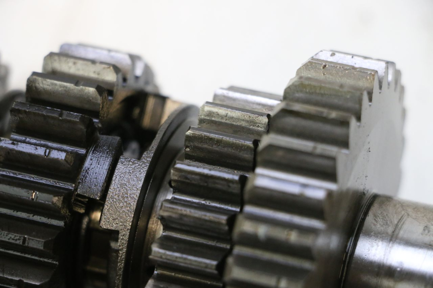 photo de GEARBOX SUZUKI GSF N BANDIT 1200 (2001 - 2005) - Alternative perspective
