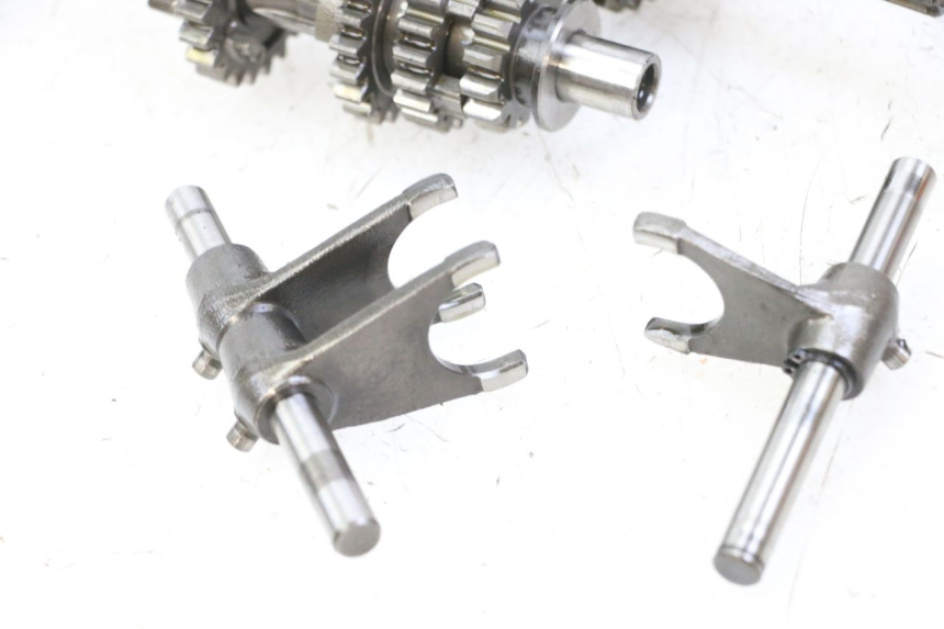 photo de GEARBOX HYOSUNG GTR 125 (2006 - 2008) - Surface and material condition