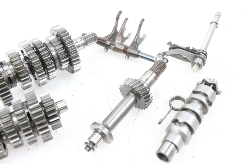 photo de GEARBOX MOTO GUZZI NORGE 8V GT 1200 (2011 - 2016) - Detailed visual inspection