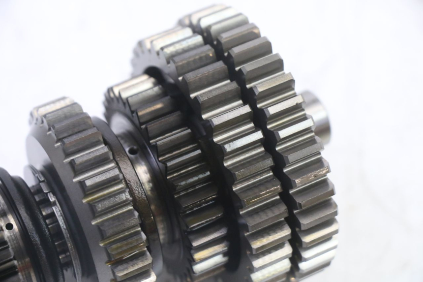 photo de GEARBOX HONDA NTV DEAUVILLE 650 (2001 - 2006) - High-resolution close-up