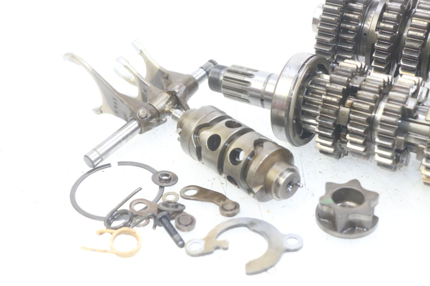 photo de GEARBOX TRIUMPH SPRINT ST 955 (1999 - 2001) - Used quality zoom