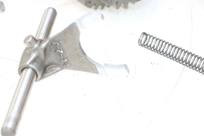 photo de GEARBOX DUCATI SS IE DS CARENEE 1000 (2002 - 2006) - Zoom on usage condition