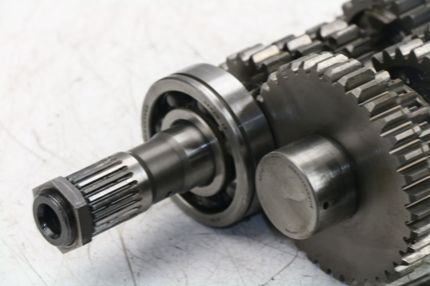 photo de GEARBOX SUZUKI GSF N BANDIT 650 (2005 - 2006) - Technical close-up