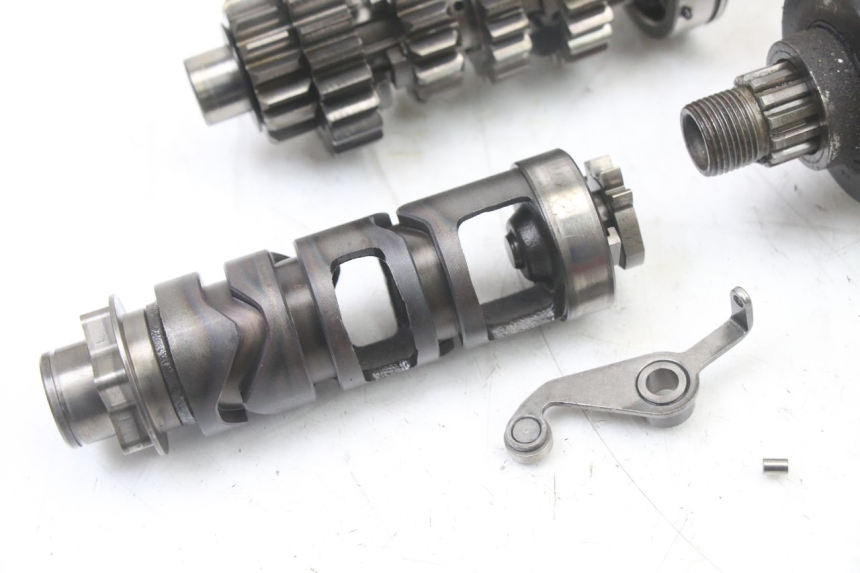 photo de GEARBOX SUZUKI GSF S BANDIT 600 (2000 - 2004) - Additional view of the item