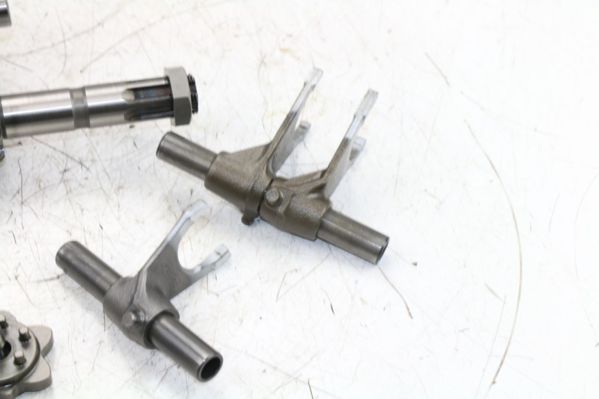 photo de GEARBOX SUZUKI SFV GLADIUS 650 (2009 - 2015) - Product overview