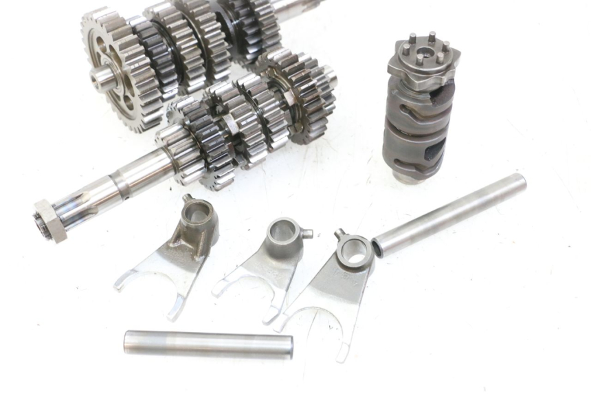 photo de GEARBOX SUZUKI SV S 650 (1999 - 2002) - Fixing points details