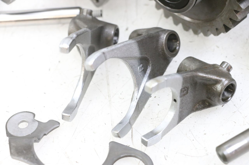 photo de GEARBOX YAMAHA TDM ABS 900 (2002 - 2014) - Alternative angle