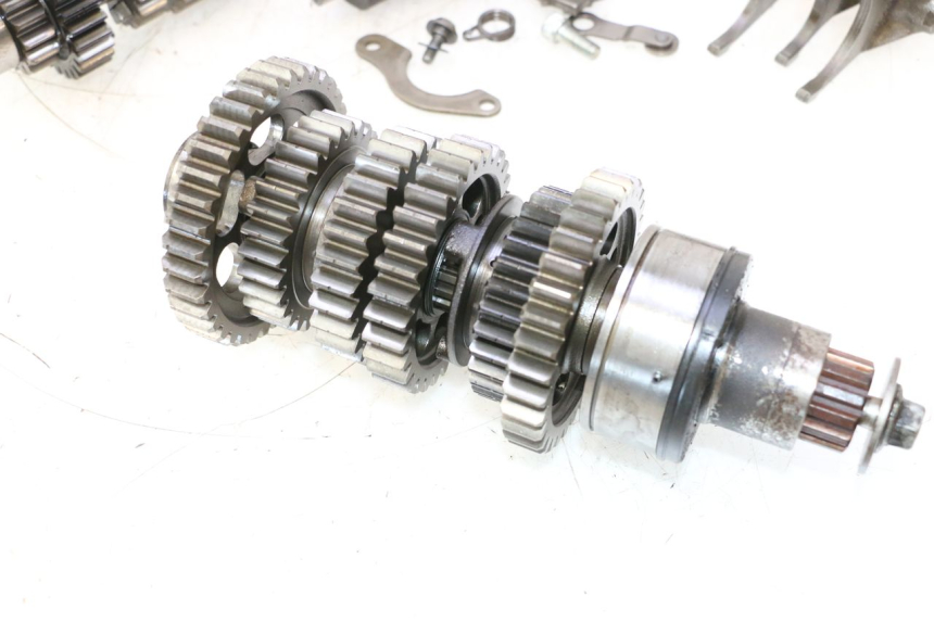photo de GEARBOX HONDA VFR FI RC46 800 (1998 - 2001) - Alternative perspective