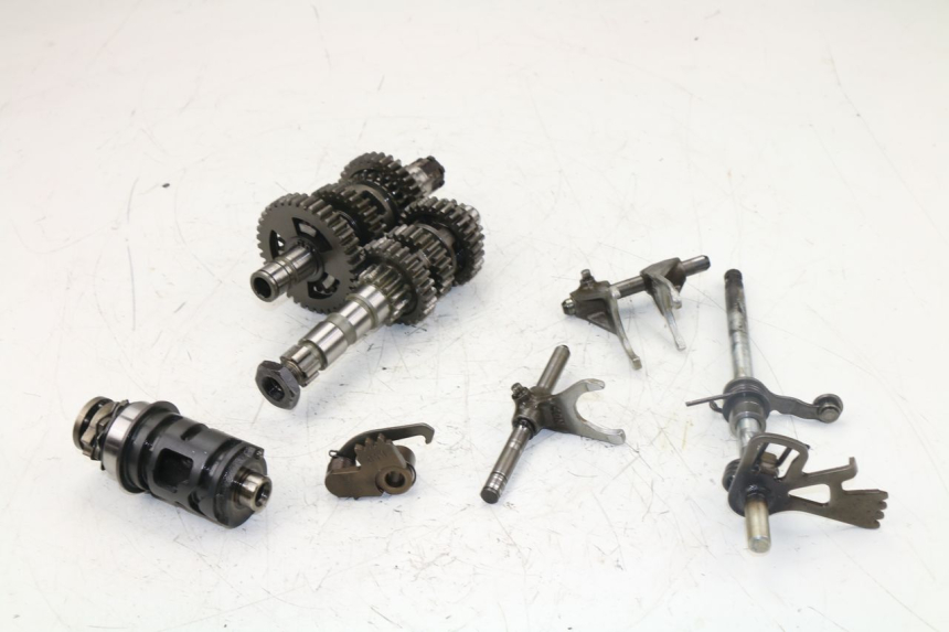 photo de GEARBOX YAMAHA VIRAGO 125 (1996 - 2003) - Alternative perspective