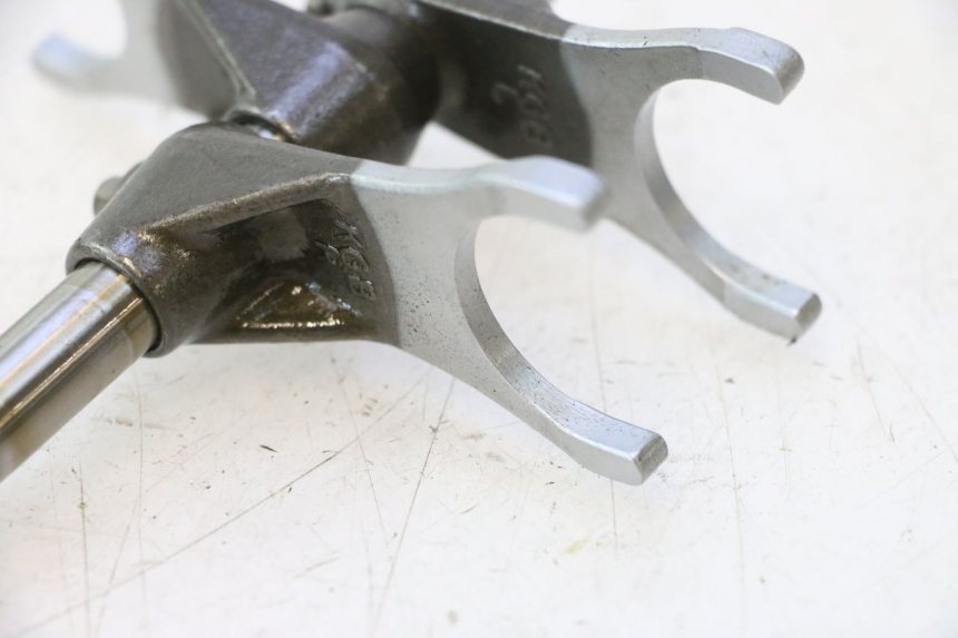 photo de GEARBOX HONDA XLV VARADERO 125 (2007 - 2012) - Surface and material condition