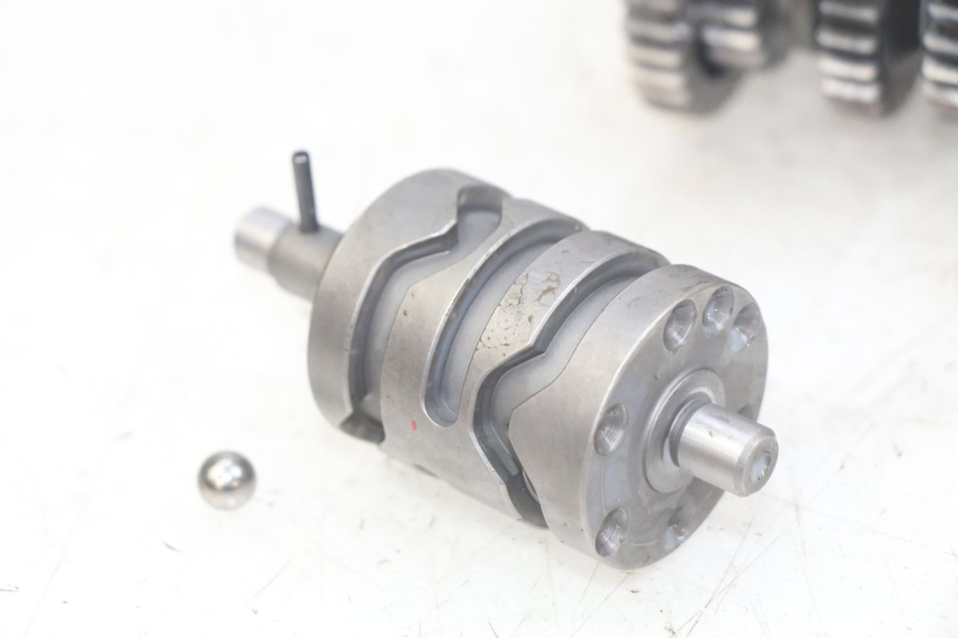 photo de GEARBOX PEUGEOT XP6 50 (2006 - 2011) - Used quality zoom