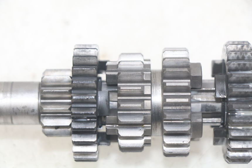 photo de GEARBOX PEUGEOT XP6 50 (2006 - 2011) - Surface and material condition