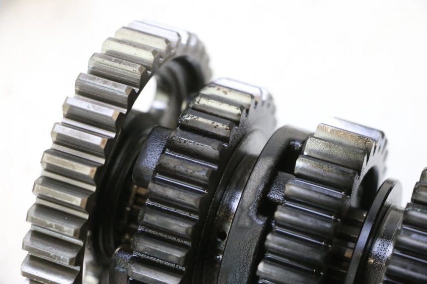 photo de GEARBOX HONDA XRV AFRICA TWIN 750 (1990 - 1992) - Alternative angle