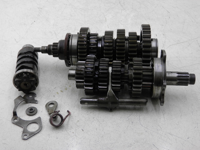 photo de GEARBOX YAMAHA TDM 900 (2004 - 2006) - Fixing points details