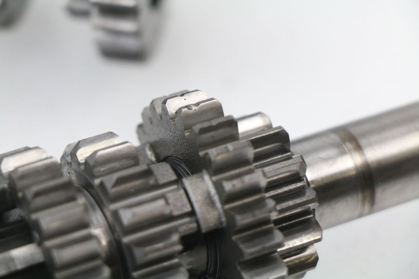 photo de GEARBOX YAMAHA YZ 125 (1998 - 2005) - High-resolution close-up